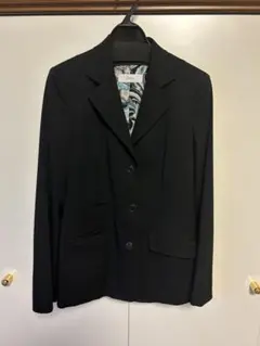 美品！Herno黒ジャケットのサムネイル