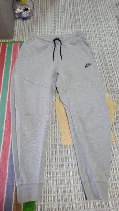 NIKE テックフリースジョガーパンツ cu4496-063 グレー本日出品終了