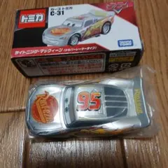 カーズ⭐︎マックィーン　ゴールド　金　ミラー仕上げ　ラスティーズ　新品 カーズ⭐︎マックィーン ゴールド 金 ミラー仕上げ ラスティーズ