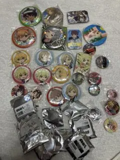 アニメキャラクター缶バッジ多数セット