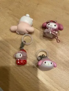 サンリオ　マイメロ　ガチャ　めじるしアクセサリー　いちご　なりきりまん