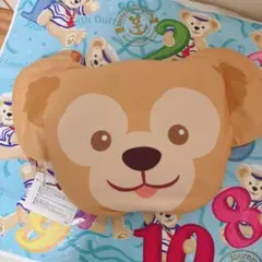 【新品.タグ付き】♡ディズニーシー♡ダッフィー お顔のクッションブランケット♡