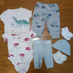 Carter's 男の子 ベビー服 セット ロンパース 帽子 靴下のサムネイル