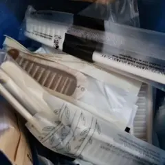 ホテルアメニティ ヘアブラシやくし　150本セット