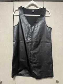 SHEIN ブラックレザー風ノースリーブワンピース