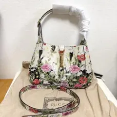 ヒグチユウコ gucci ダイアナショルダーバッグ - メルカリ