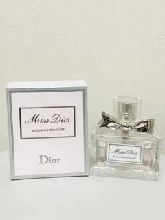 【極美品】Diorディオール ミスディオール　ブルーミングブーケ　30ml 香水のサムネイル