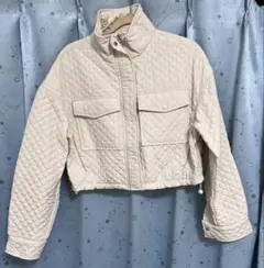 Bershka⭐︎アイボリー キルティング クロップドジャケット