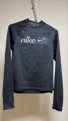 【美品】Nike Air ブラック レディース トレーニングトップス Mサイズ