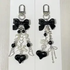 ビーズキーホルダー　黒　ブラック　コレクトブック　韓国　y2k 2点セット