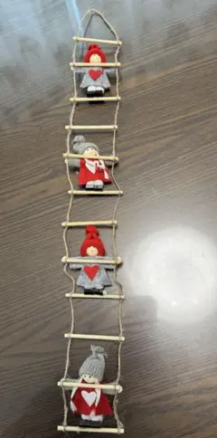 クリスマス はしごニッセ　フライングタイガー