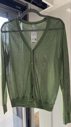 お値下げ❣️UNIQLO グリーン　ボタン付きカーディガン L