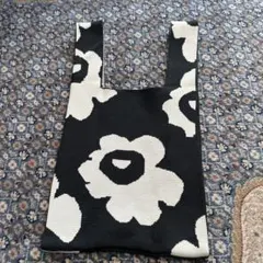 マリメッコ風　花柄ニットバック