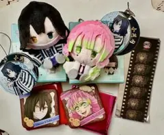 鬼滅の刃　プラッシュマスコット　バレンタイン　缶バッジ　伊黒小芭内　甘露寺蜜璃