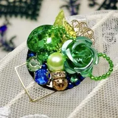 【ハンドメイド品】小さいブローチ 緑