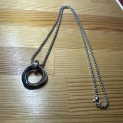 リングネックレス