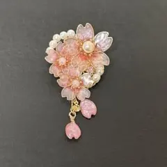 桜とパールのブローチ　卒業・入学　ハンドメイド