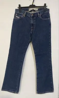 【新品タグ付き】★DIEASELディーゼル　デニムパンツ