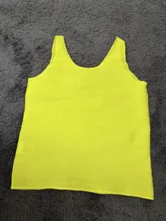 【未使用】me ISSEY MIYAKE ストレッチ タンクトップのサムネイル