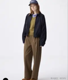 GU タックワイドパンツ