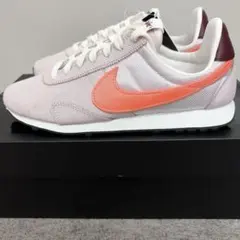 新品 NIKE ナイキ レディース ランニングシューズ スニーカー 24.5のサムネイル