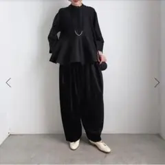 TENNE HANDCRAFTED MODERN ベルベットパンツ　ネイビー