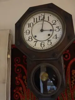 故障中 八角形 振り子時計 木製 レトロ 掛時計 故障中 八角形 振り子時計 木製 レトロ 掛時計 - メルカリ