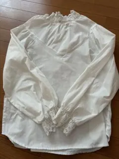 ホワイトコットンレース長袖シャツ kutirのサムネイル