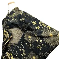 小紋　身丈178　裄70　金彩　菊花　桜花　梅花　黒地　正絹　着物　032b p