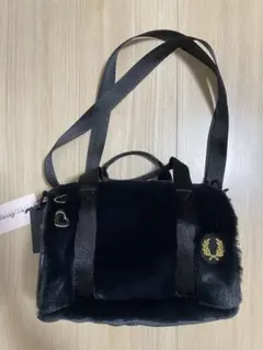 フレッドペリー エイミー・ワインハウス ミニ バレル バッグ 