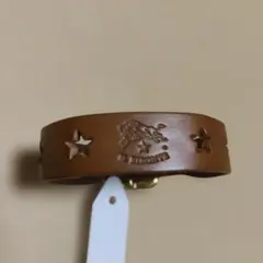 IL BISONTE レザーブレスレット 星型抜き