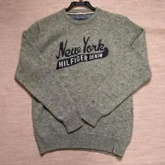 TOMMY HILFIGER ヒルフィガーデニム　セーター　グレーのサムネイル