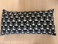 IKEAクッション　黒猫柄のサムネイル