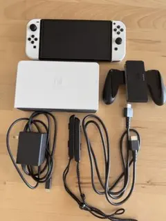 Nintendo Switch 有機ELモデル ホワイト 本体と付属品
