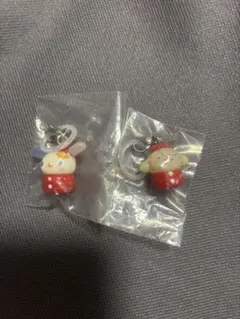 サンリオ　いちごめじるしアクセサリー　ウサハナ　ポムポムプリン