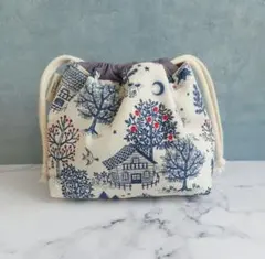 ハンドメイド✩.*˚ おにぎりポーチ 保冷 巾着袋【森とお家】北欧風