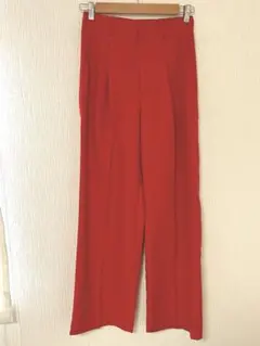 GU ジーユー レディース　スラックス　パンツ　赤系　sizeL