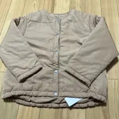 新品★コムサイズム　ベージュ中綿入り丸首ブルゾン140cm