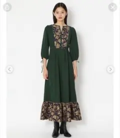 Lily Brown ジャガードスイッチングワンピース