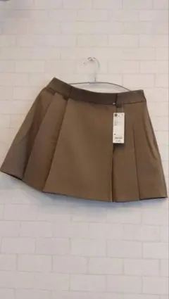 GU プリーツスコート ブラウン Mサイズのサムネイル
