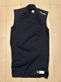 デサント ハイネック ノースリーブ 野球アンダーシャツ Mサイズ