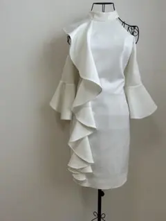 フリルホワイトドレス S