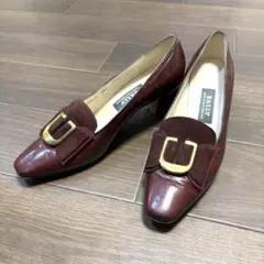 BALLY バーガンディ ローヒール パンプス ヴィンテージモデルのサムネイル