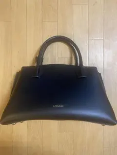 IACUCCI イアクッチ ハンドバッグ ブラックのサムネイル