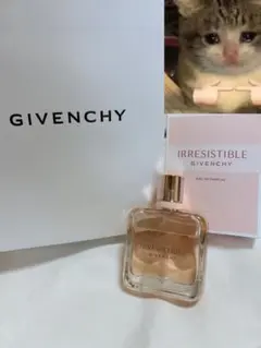 希少旧ボトル　GIVENCHY オーデジバンシィ 100ml 廃盤デザイン 香水 希少旧ボトル GIVENCHY オーデジバンシィ 100ml 廃盤デザイン 香水