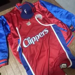 Item thumbnail for item 7880500a-6aa5-42ef-80aa-e9e4513bd38e