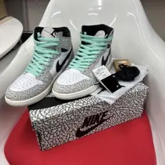 未使用品NIKE AIR JORDAN 1 RETRO HIGH OG