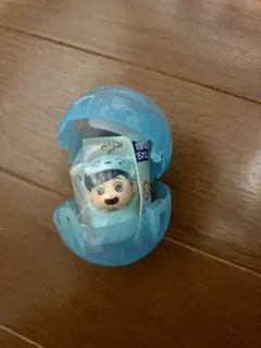 クレヨンしんちゃん　おくるみbabyスイング　かざまくん