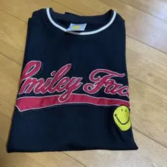 Smiley Face 刺繍ロゴ 半袖Tシャツ ブラックのサムネイル