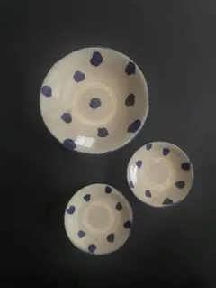 5 沖縄陶器 やちむん 7寸皿 3枚セット ドット柄 点打ち ゴス×飴 円形